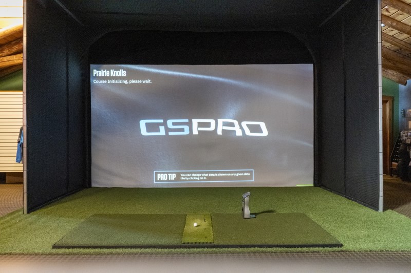 Winter Indoor Golf Simulator